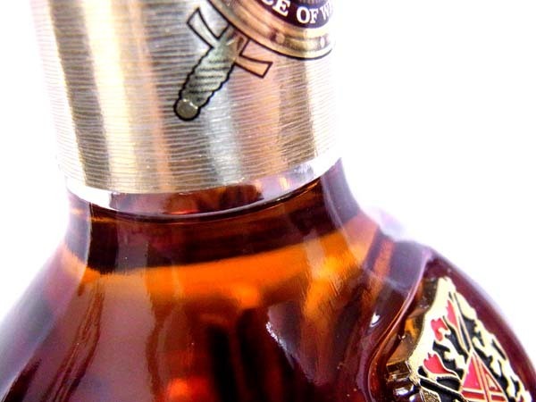 18年 シーバス CHIVAS インペリアル IMPERIAL 700ml プレミアム