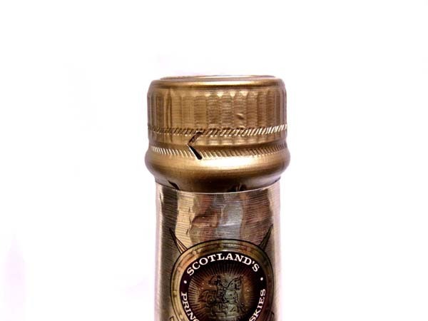 18年 シーバス CHIVAS インペリアル IMPERIAL 700ml プレミアム