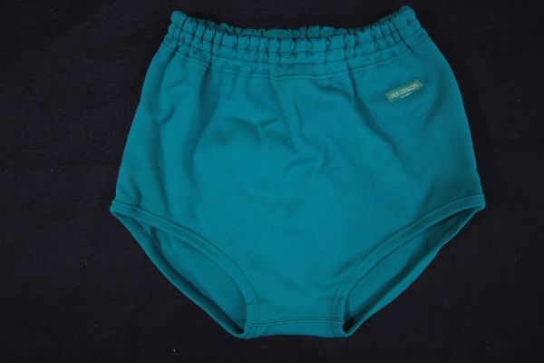 人気，安い 送料１８８円 K2009S ヒットユニオン D-OS-1352 緑 女子 バレーボールウェア S-M程度(パンツ)｜売買されたオークション情報、yahooの商品情報をアーカイブ公開 - オークファン 女性用