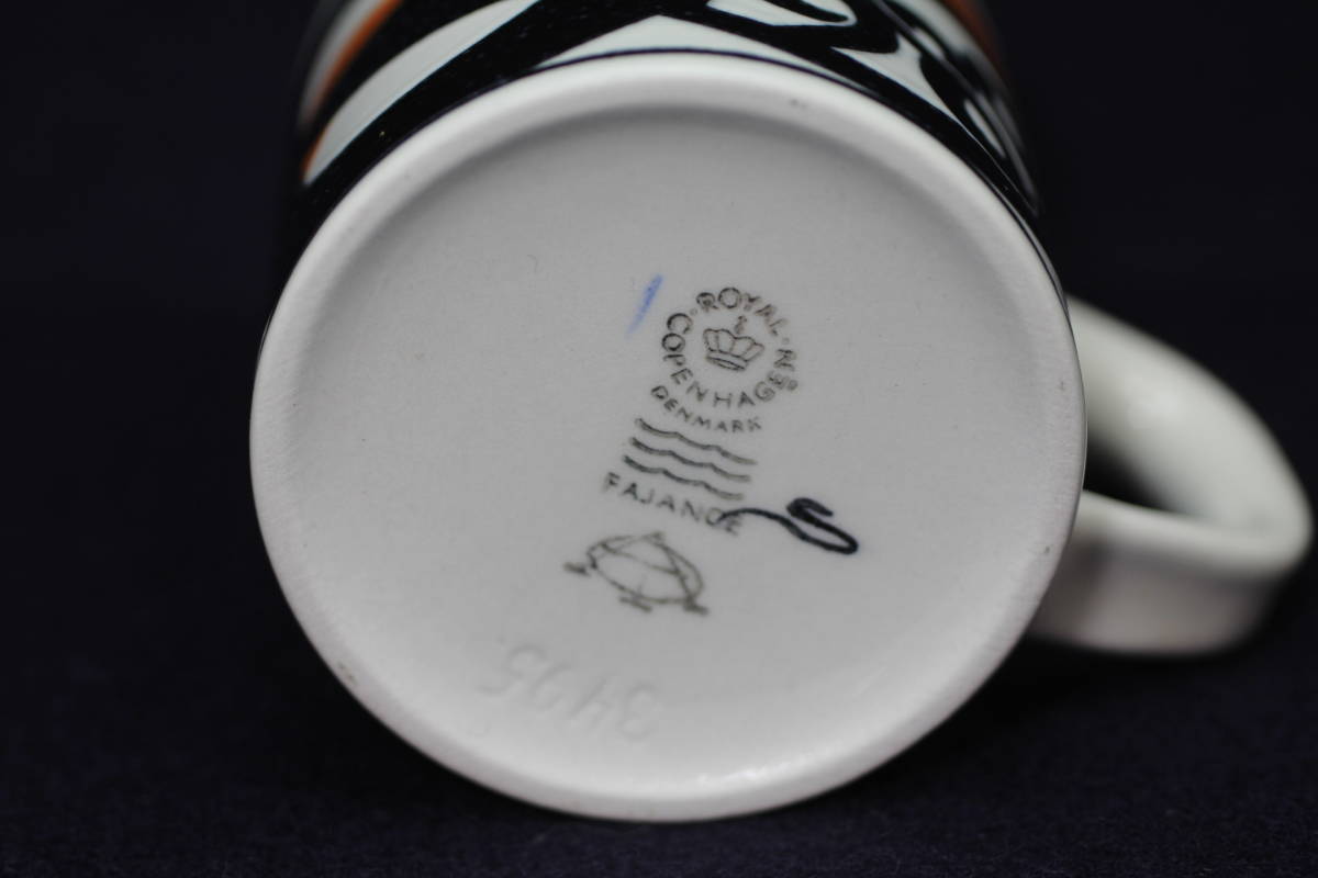 ロイヤルコペンハーゲン ⁄ イヤーマグ ROYAL COPENHAGEN マグカップ