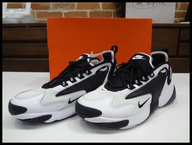 【赤字超特価，100%新品】 2008 NIKE ナイキ ZOOM ズーム 2K A00269-101 ローカットスニーカー スニーカー メンズ 27.0cm(27.0cm)｜売買されたオークション情報、yahooの商品情報をアーカイブ公開 - オークファン 27.0cm