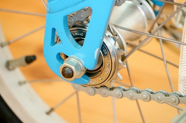 OF BENETTON COLORS UNITED ベネトン - 14インチ Yahoo!オークション 折りたたみ自転車｜Yahoo!フリマ 折り畳み自転車 公式通販 Benetton 折畳み自転 自転車専門店BENETTON メルカリ 折畳み自転車