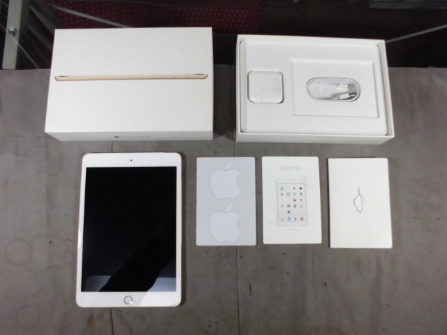 『付属品完備』 『16GB』　DoCoMo　iPad　mini3　MGYR2J/A_3