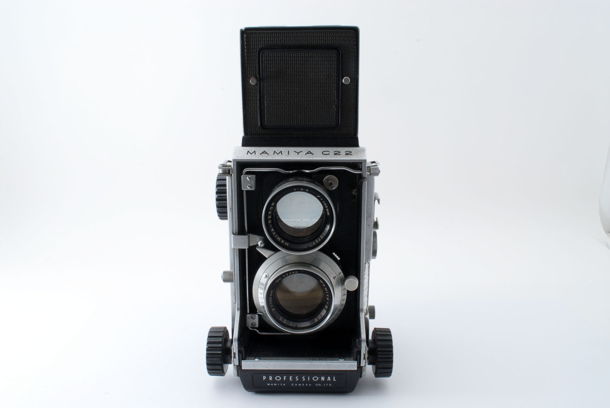 C22 MAMIYA PROFESSIONAL 二眼レフカメラ マミヤ □ ボディ MAMIYA