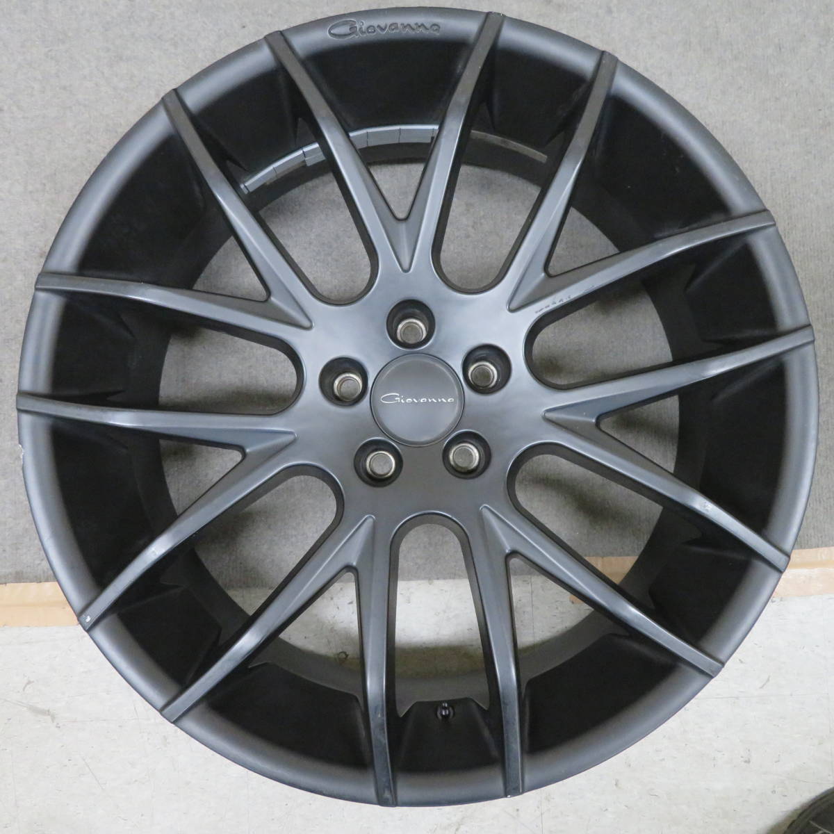 Giovanna ジオバンナ ジオバンナ（タイヤ・ホイール｜車用品）：車用品 