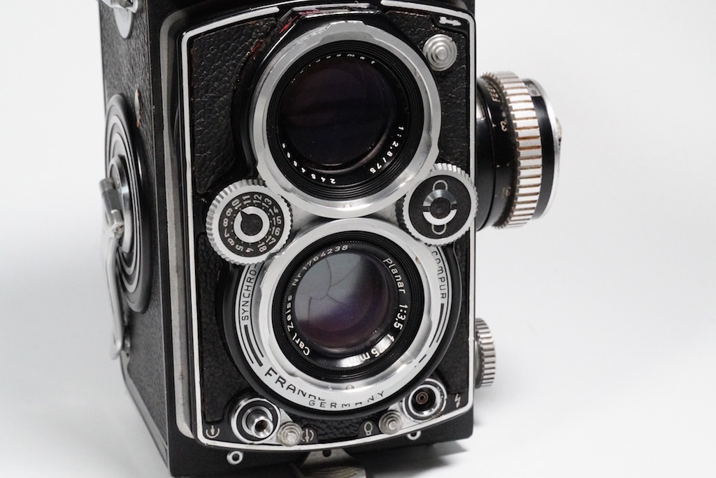中判カメラ MAMIYA-SEKOR レンズ付き ジャンク扱い ☆MAMIYA RB67☆中判カメラ 本体☆ジャンク扱い MAMIYA-SEKOR 1:3.8 f