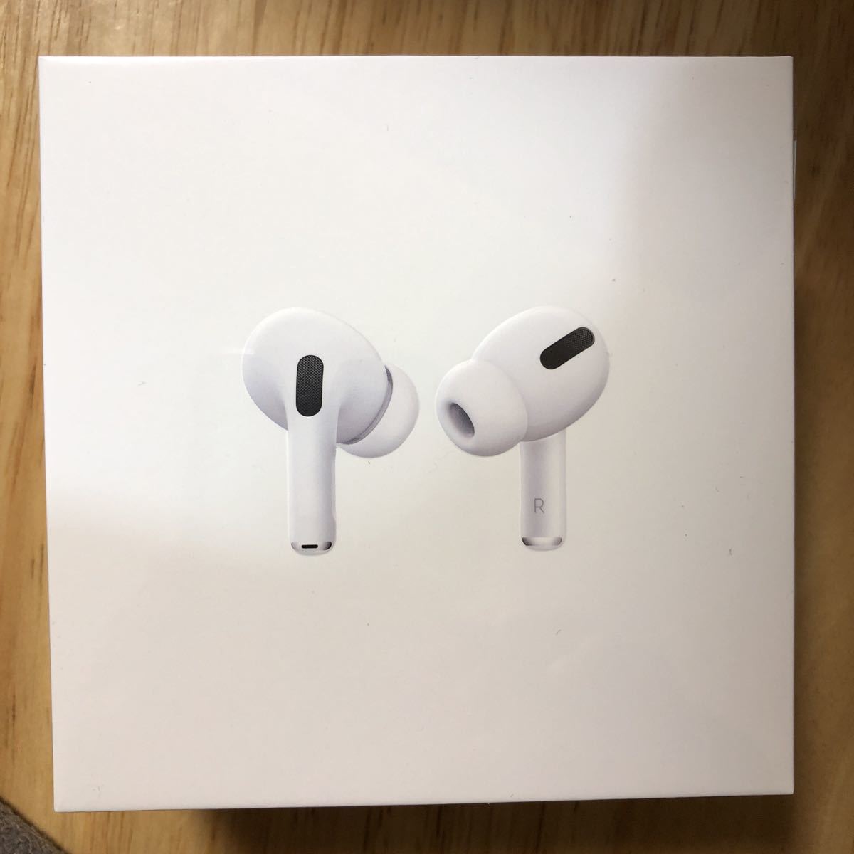 Apple AirPods PRO エアポッズ ワイヤレスイヤホン 