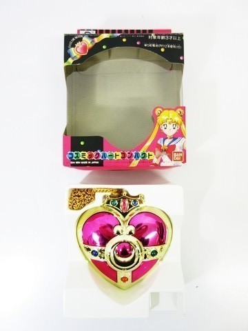 送料無料，大人気 I190113-109 セーラームーン/コズミックハートコンパクト 動作不良(セーラームーン)｜売買されたオークション情報、yahooの商品情報をアーカイブ公開 - オークファン セーラームーン
