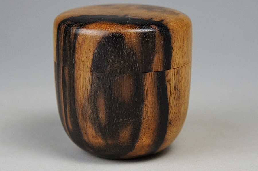 ☆もも☆☆ 810051□茶道具 黒柿棗 （箱・仕覆 合箱） 漆芸 工芸品