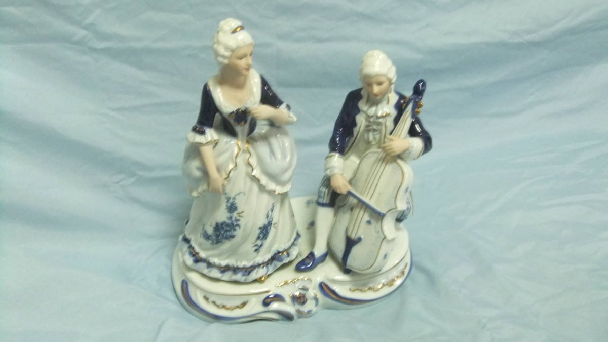 ◇美品◇KPM ベルリン王立磁器製 オルゴール◇陶器人形◇動作OK 