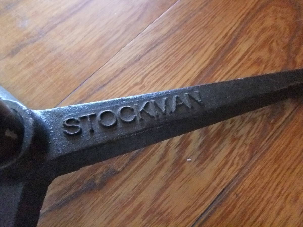 STOCKMAN レディーストルソー | フランス製高級 腕なし B406 白リアルアーム付 オールホワイト仕様｜おしゃれな什器の ストックマン｜製品情報｜株式会社 七彩 B459 紳士3Ｌサイズ 白艶消塗装トルソー 専用 円形 メルカリ