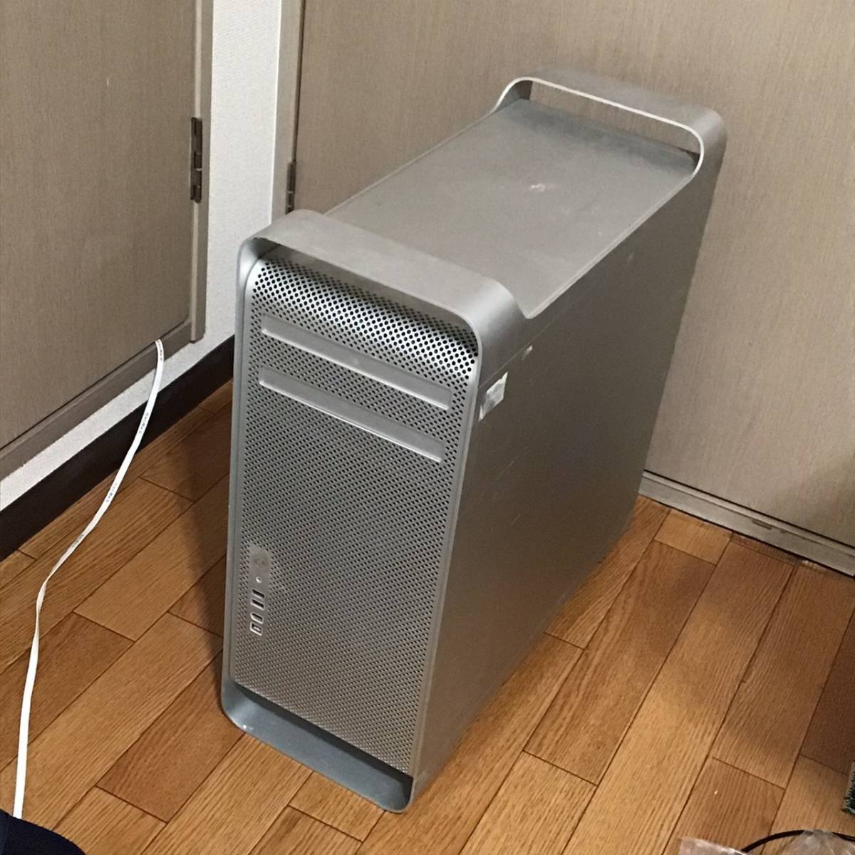 Apple Mac Pro Quad Xeon/320GB HDD/メモリ7GB/10.7.5 Lion