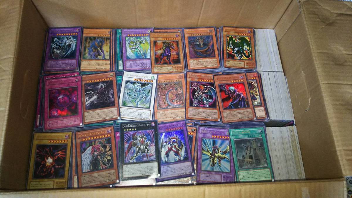 遊戯王まとめ売り　10000枚以上 遊戯王カード まとめ売り 10000枚以上 スーレア以上最低120枚込み