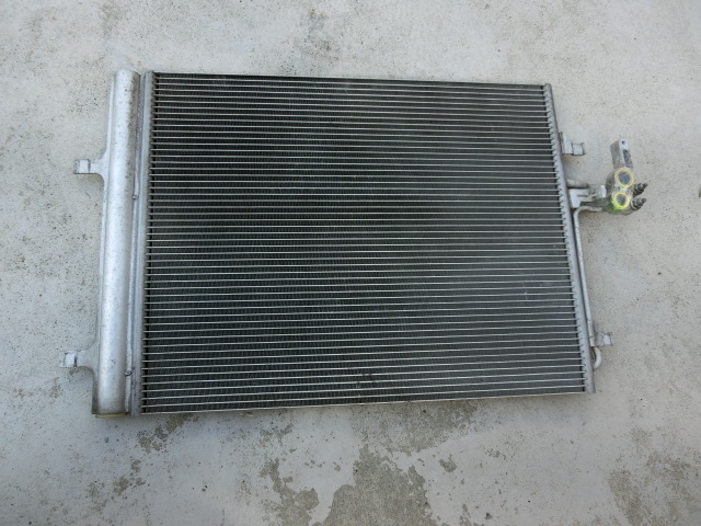 後期 V70 コンデンサー 平成22年 DBA-BB5254W ボルボ 2010y　　　　ii