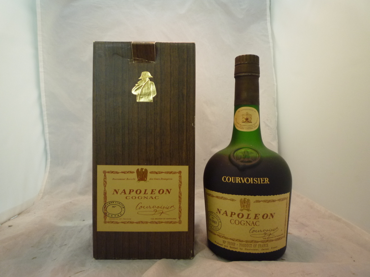 ナポレオン 700ml - NAPOLEON コニャック 旧ボトル COURVOISIER