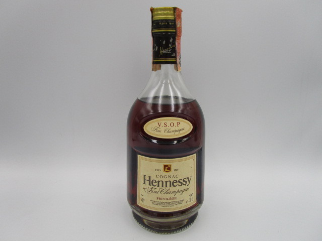 【豊富な，本物保証】 未開栓 Hennessy ヘネシー VSOP Privilege プリヴィレッジ ブランデー コニャック 700ml 40％(ヘネシー)｜売買されたオークション情報、yahooの商品情報をアーカイブ公開 - オークファン コニャック