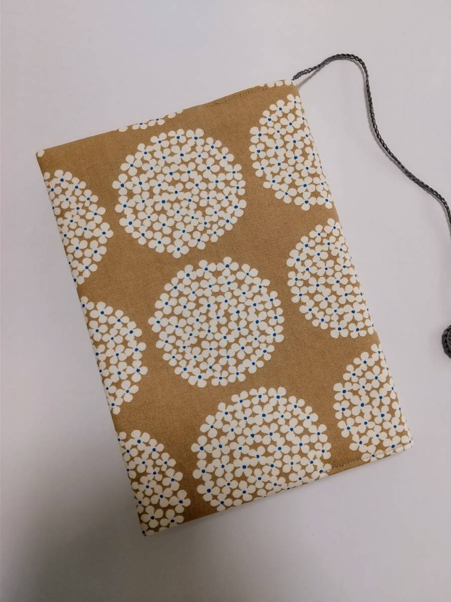 [Ａ５判] ys” ハンドメイドブックカバー■小花のブーケ_1