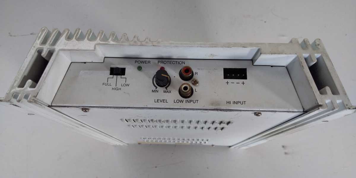 AVA-600TR BOSS アンプ - AUDIO SYSTEM 600w パワーアンプ 商談中