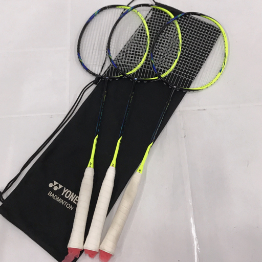  1円 YONEX ASTROX77 アストロクス77 バトミントン ラケット 3点セット ヨネックス ラケットケース付き(ラケット)｜売買されたオークション情報、yahooの商品情報をアーカイブ公開 - オークファン ラケット