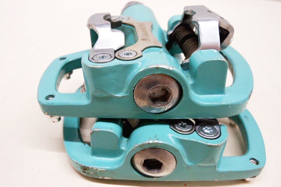 徳山)BIANCHI ビアンキ 2WAYペダル チェレステ R1120B 2379 B200506K03A チェレステ ペダル BIANCHI | Bianchi(ビアンキ) クロモ
