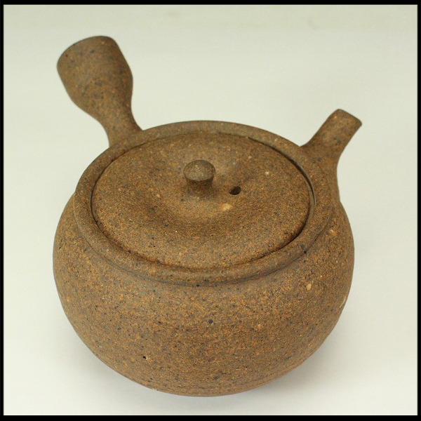  銀閣 煎茶 南蛮写 横手 茶壺 急須 在銘 旧家蔵出 ZB846(骨董陶磁器一般)｜売買されたオークション情報、yahooの商品情報をアーカイブ公開 - オークファン 骨董陶磁器一般