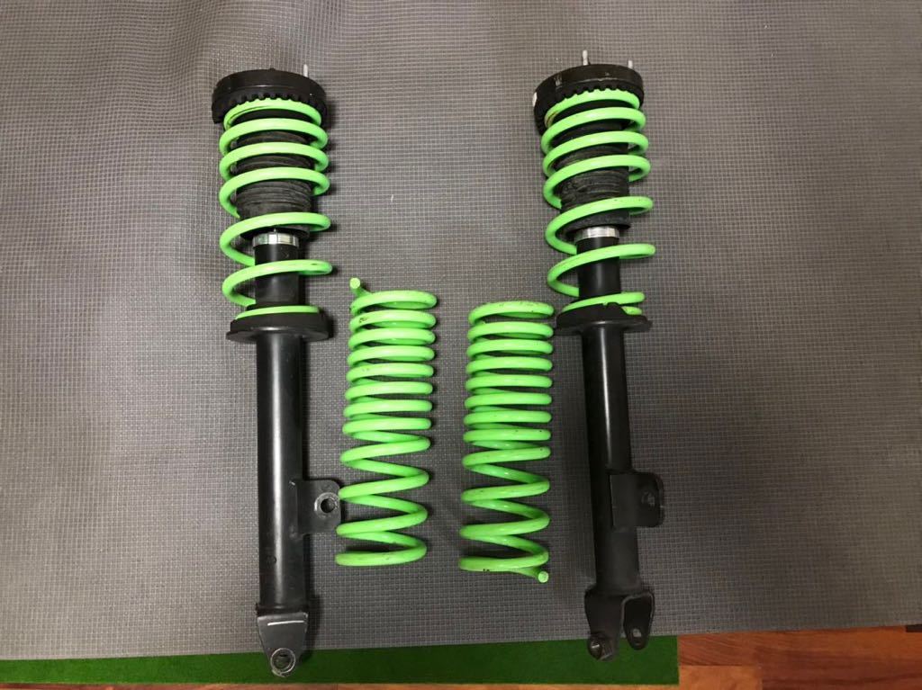 エリシオンRR1用Modulo(モデューロ)製サスペンションkit(Blackie