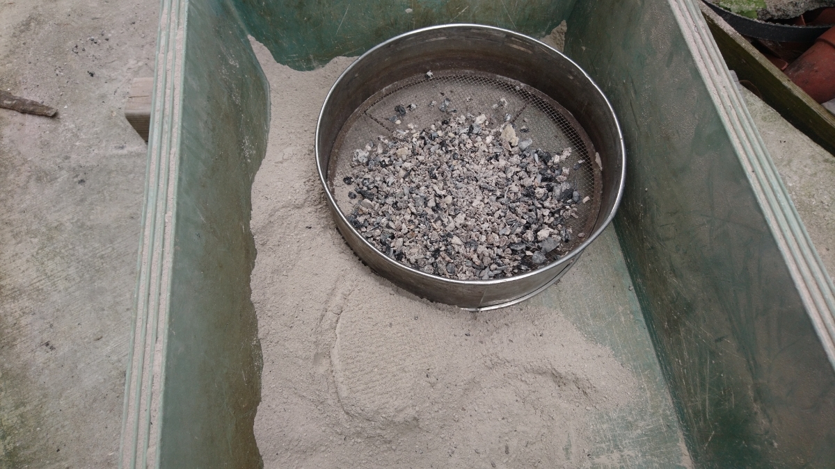 木灰15㎏サービス有 陶芸 火鉢 肥料に_3