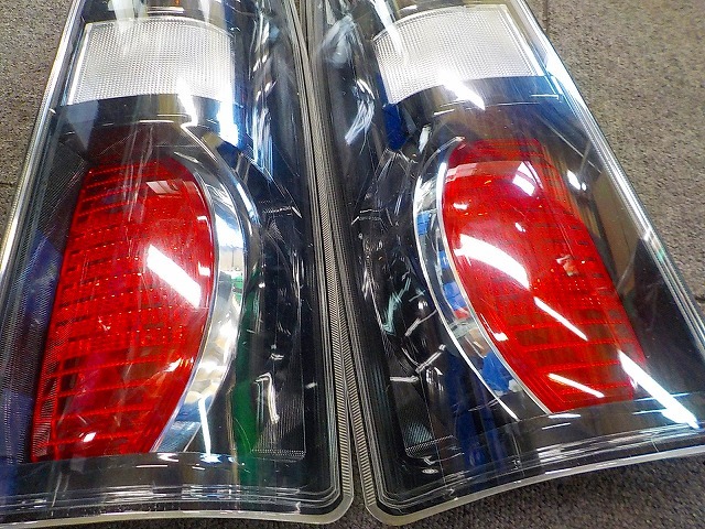 中古】MH21S ワゴンR RR クリアタイプテールランプ左右セット