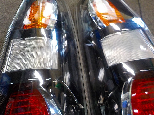中古】MH21S ワゴンR RR クリアタイプテールランプ左右セット