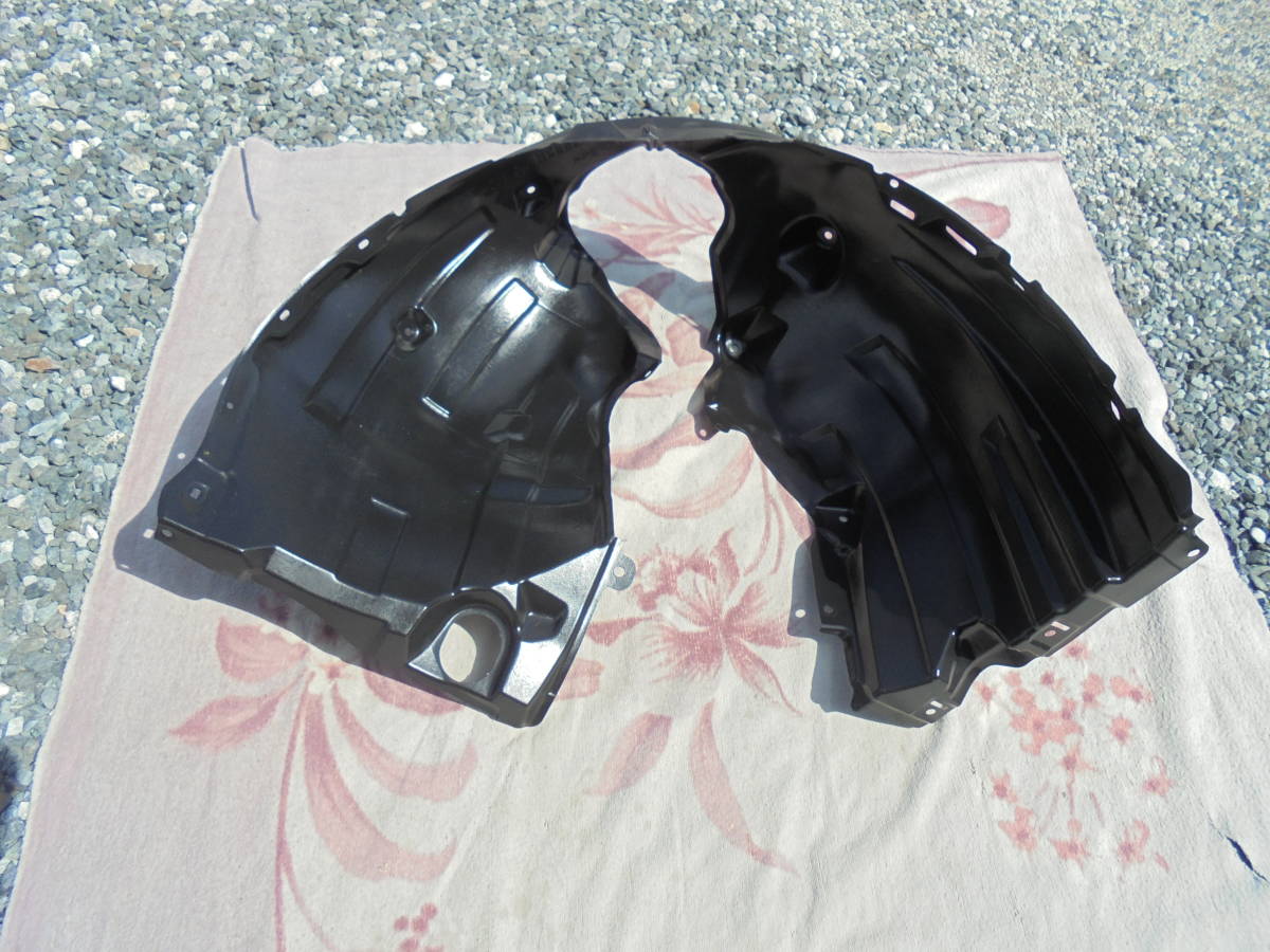 赤字超特価，安い カムリ AXVH70 純正 右フェンダーライナー 53805-33060 53875-33240 送料格安 要確認 2603(フロント)｜売買されたオークション情報、yahooの商品情報をアーカイブ公開 - オークファン トヨタ用
