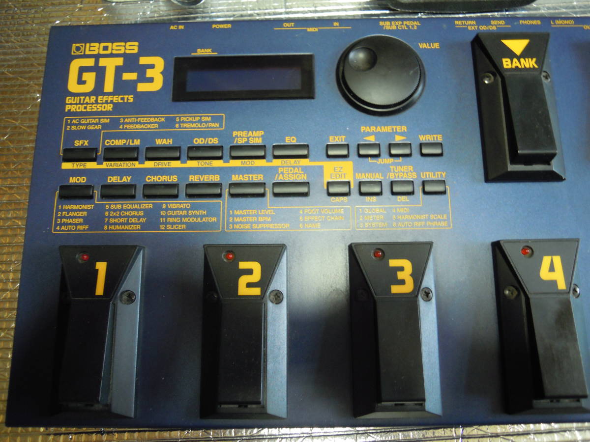 ☆Boss GT-3 マルチ エフェクター ハードケース、純正アダプター付き 