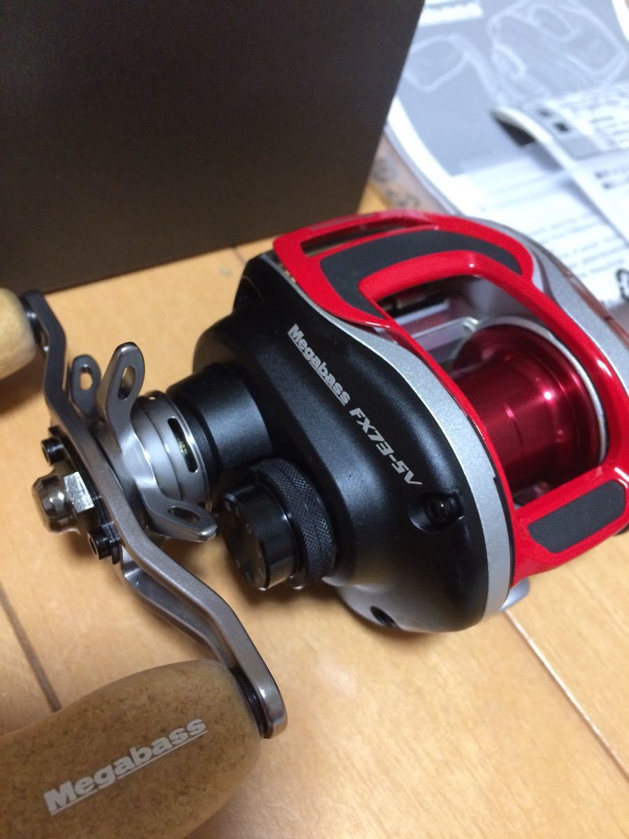 メガバス - Megabass L FX73 Megabass（リール）のフリマアイテム一覧 ヨドバシ.com FX（REEL） FX73-SV [ベイト Daiwa ヒロキ's 付属 美品 未使用 メガバスリール11選！唯一無二の個性的なデザインに酔いしれる