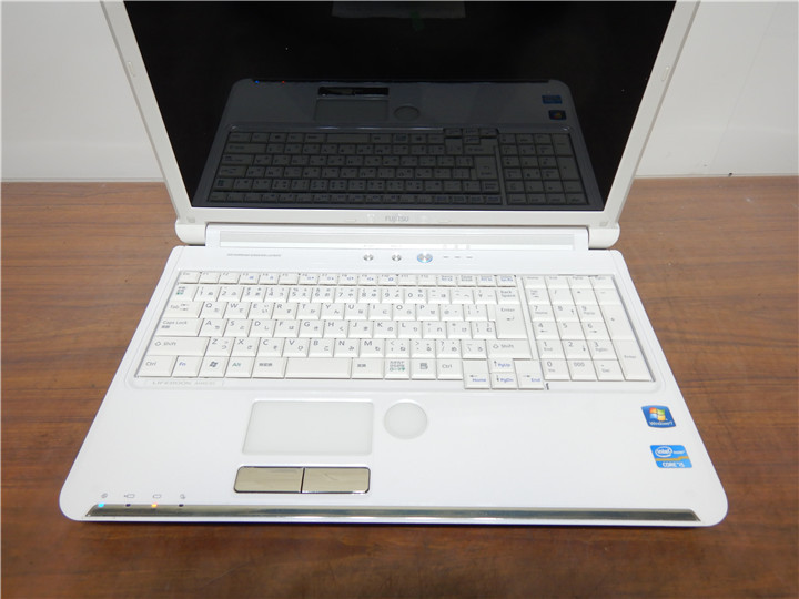 ノートPC 15型 Windows10 WPS ノートパソコン カメラ内蔵⁄中古⁄15型