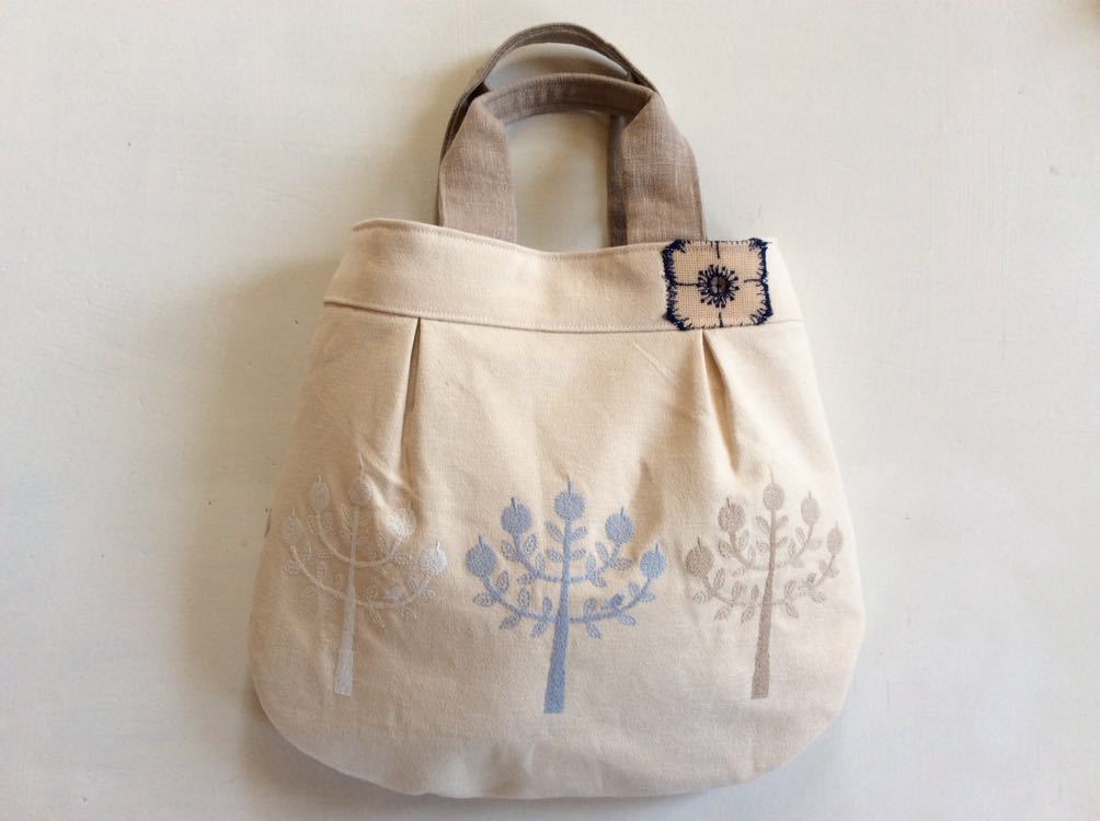 ハンドメイド＊Lulu(large)ワンハンドルバッグ minaperhonen ハンドメイド ஐ..ワンハンドルバッグ ∂б ミナペルホネン ⚮̈