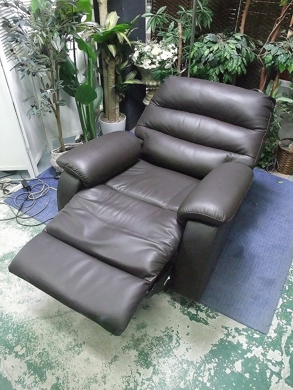R1422) ニトリ 電動リクライニングソファ シングル ソファ 店頭取引大
