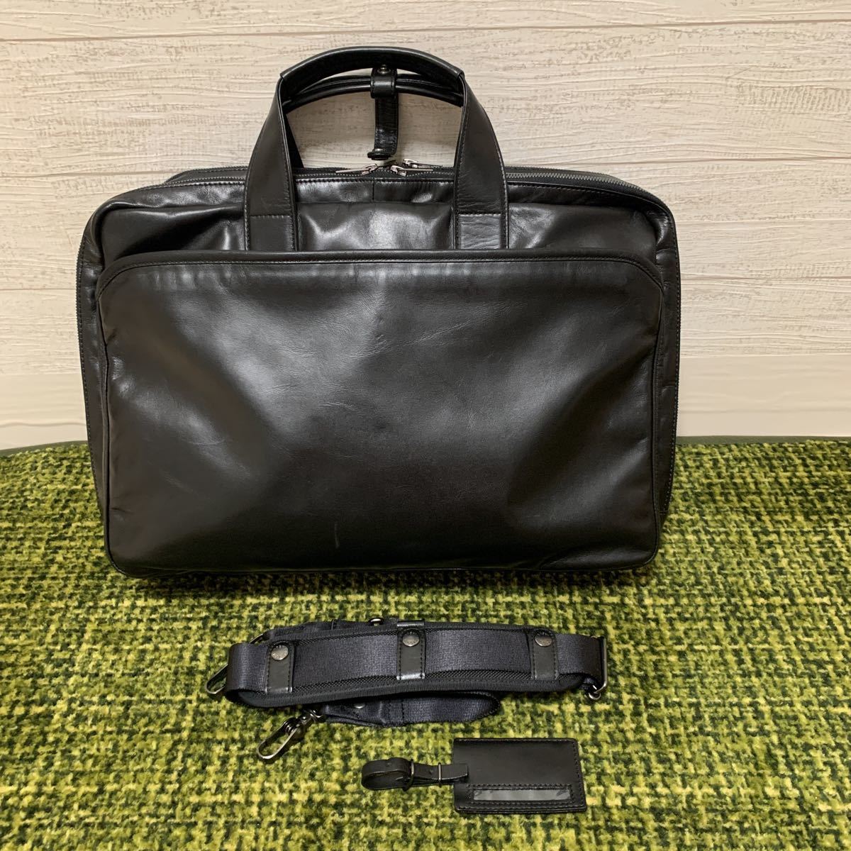 大人気，大得価 吉田カバン ラゲッジレーベル エレメント 2way ブリーフケース 021-01249 定価79 200円 ビジネスバッグ(ブリーフケース、書類かばん)｜売買されたオークション情報、yahooの商品情報をアーカイブ かばん、バッグ