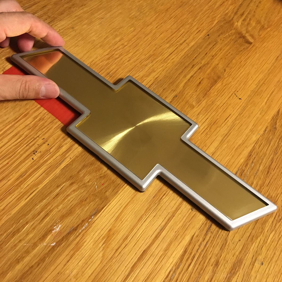 【最新作，新作登場】 Chevrolet emblem シボレー エンブレム 285㎜&times;90㎜ カマロ サバーバン タホ トレイルブレイザー シルバラード アバランチ アストロ(その他)｜売買されたオークション情報、yahooの商品情報をア その他