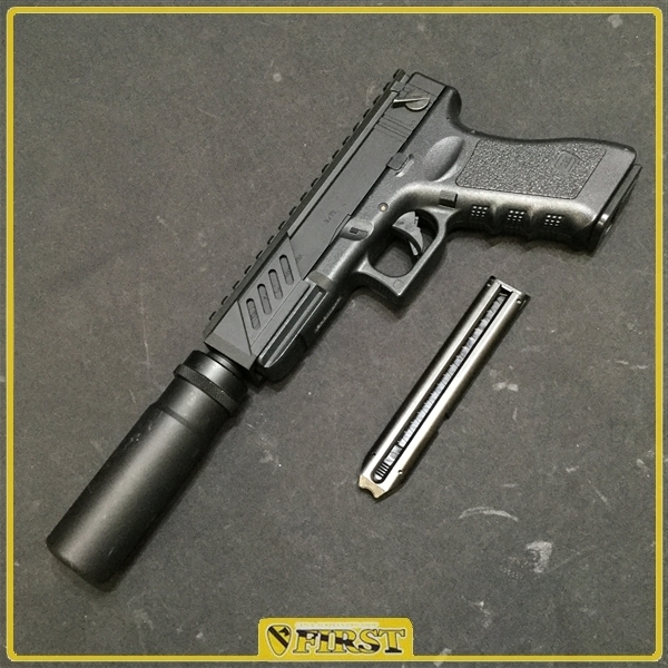 グロッグG18c その他おまけ付き GLOCK 18c ガスガン おまけ付き GLOCK