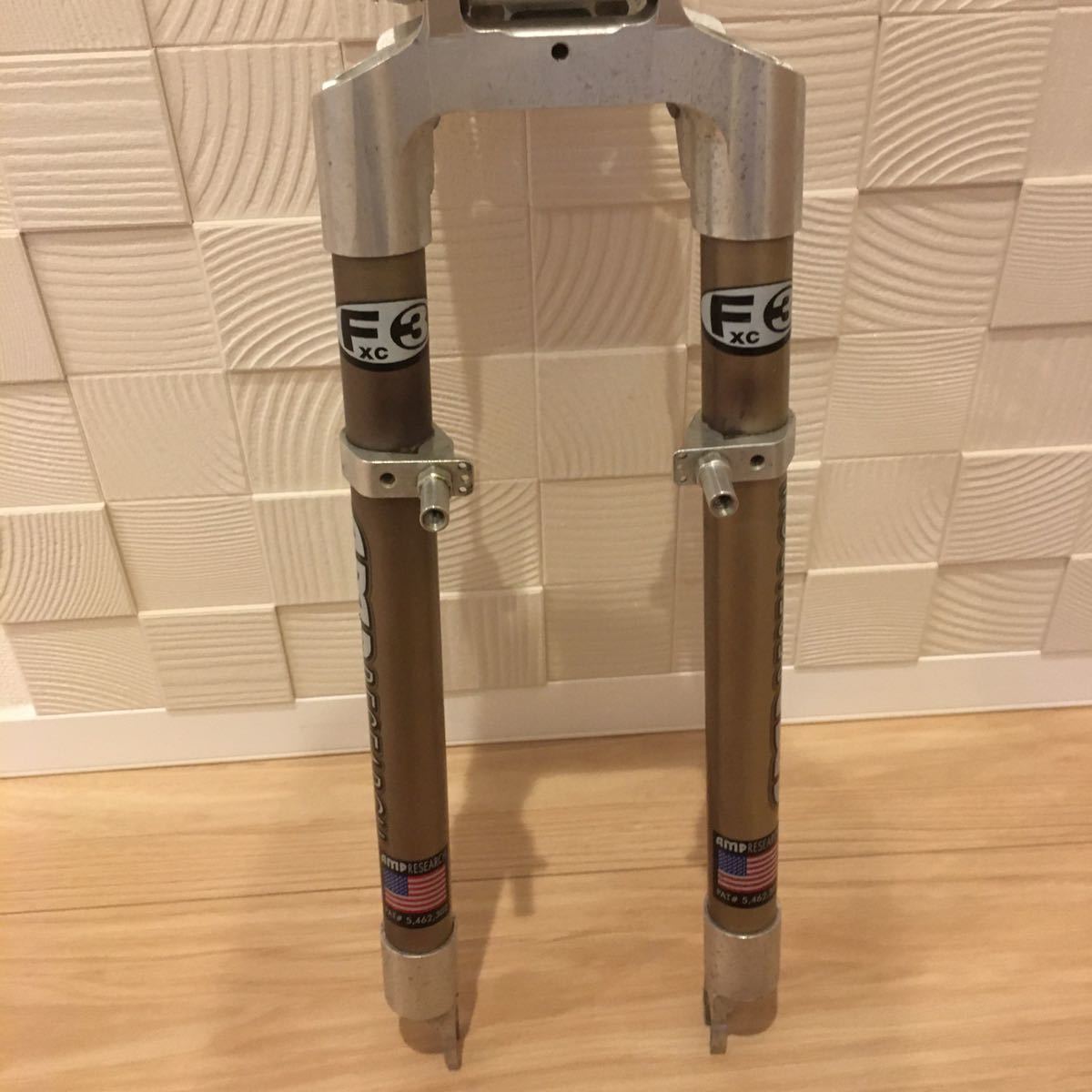 アンプリサーチ　amp research F3XC サス　フォーク_6