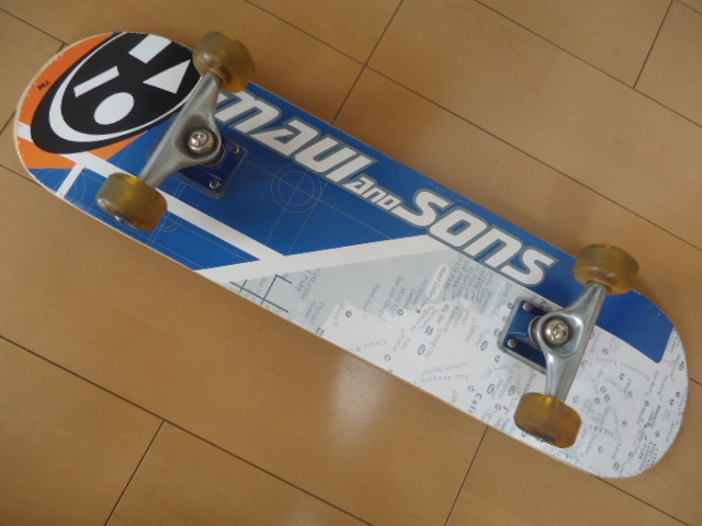 定番，100%新品 スケートボード 完成品 ＭＡＵＩ ＡＮＤ ＳＯＮＳ(完成品、コンプリートセット)｜売買されたオークション情報、yahooの商品情報をアーカイブ公開 - オークファン 完成品、コンプリートセット
