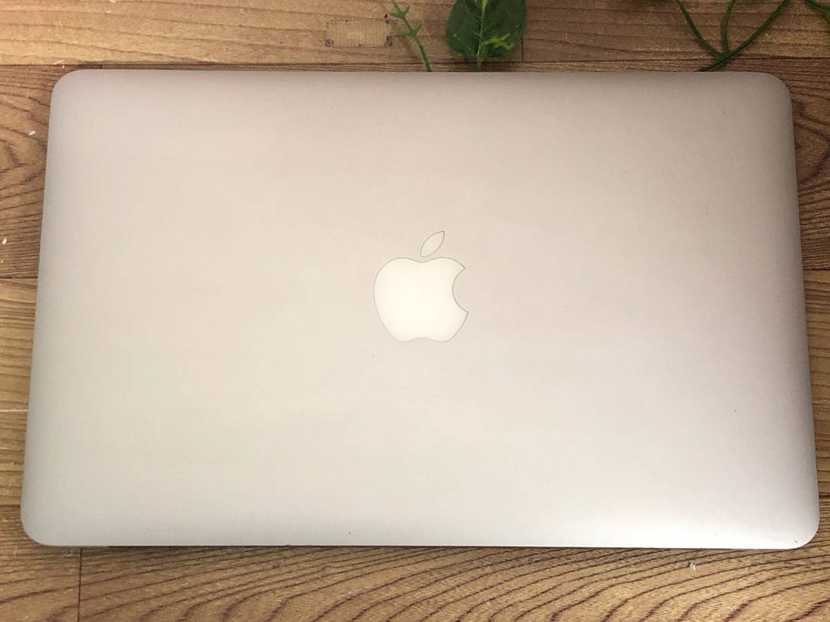 MacBook Air 2011(MC968J/A)[Core i5(2467M)1.6Ghz/RAM:4GB//11.6