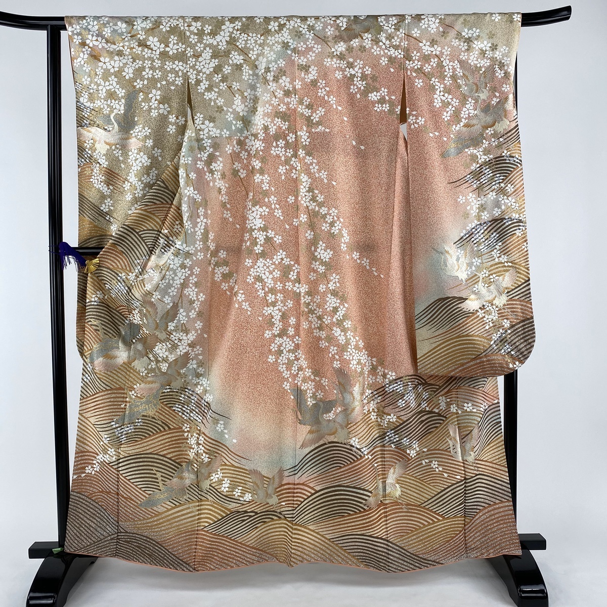 着物屋こころ□豪華振袖 駒刺繍 舞花文 暈し染め 銀彩 やまと誂製