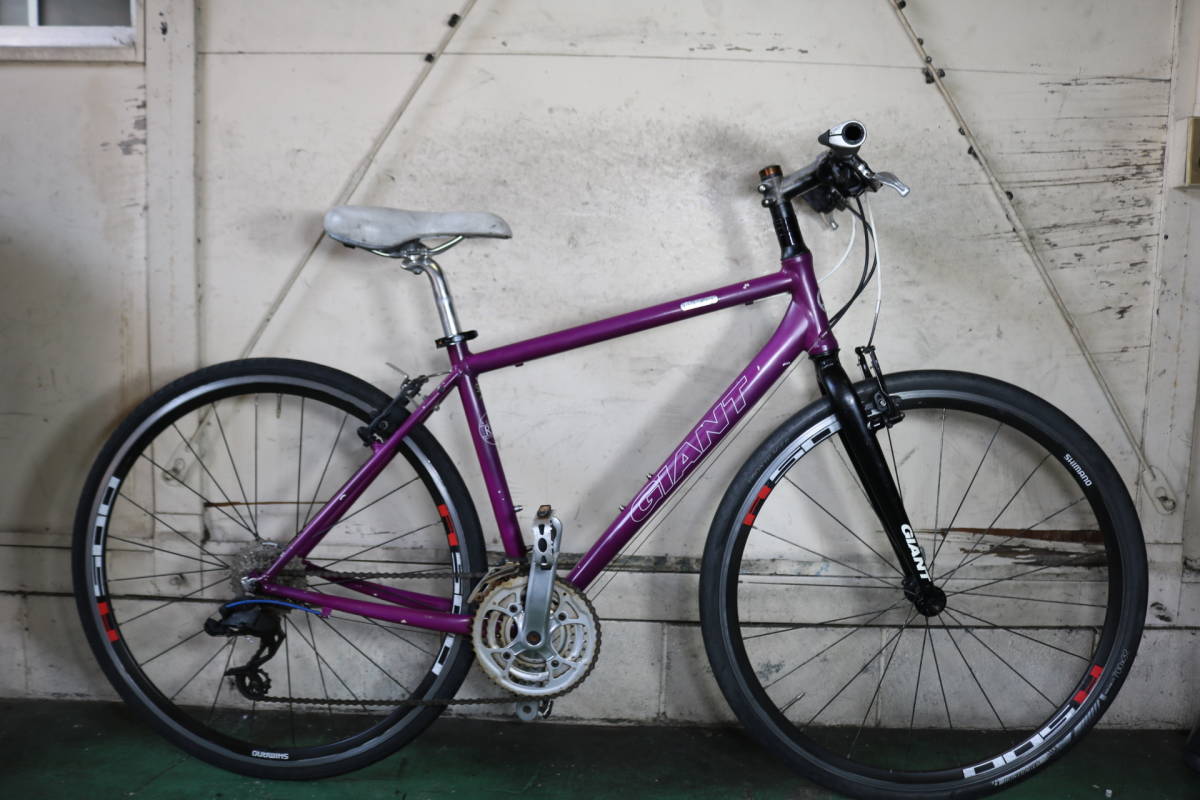 ESCAPE GIANT R3 700C アルミ 24速 クロス 465mm 自転車 500mm 白 0