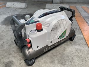 日立コンプレッサーEC-1445H2(ジャンク) ちょろい