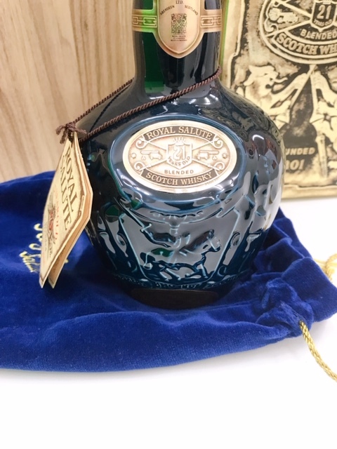 送料無料，2026 ☆8098☆ ロイヤル サルート ROYAL SALUTE 青 陶器