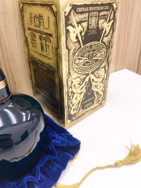 送料無料，2026 ☆8098☆ ロイヤル サルート ROYAL SALUTE 青 陶器