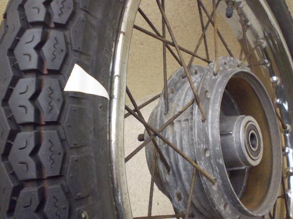 HJ1673 CB250(12V) リアホイール・タイヤ CB250-3022