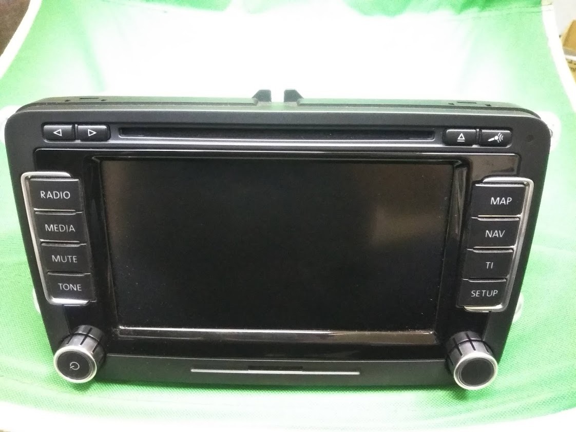 VW 純正 カーオーディオ 本体 5M0 035 183 C フォルクスワーゲン 純正