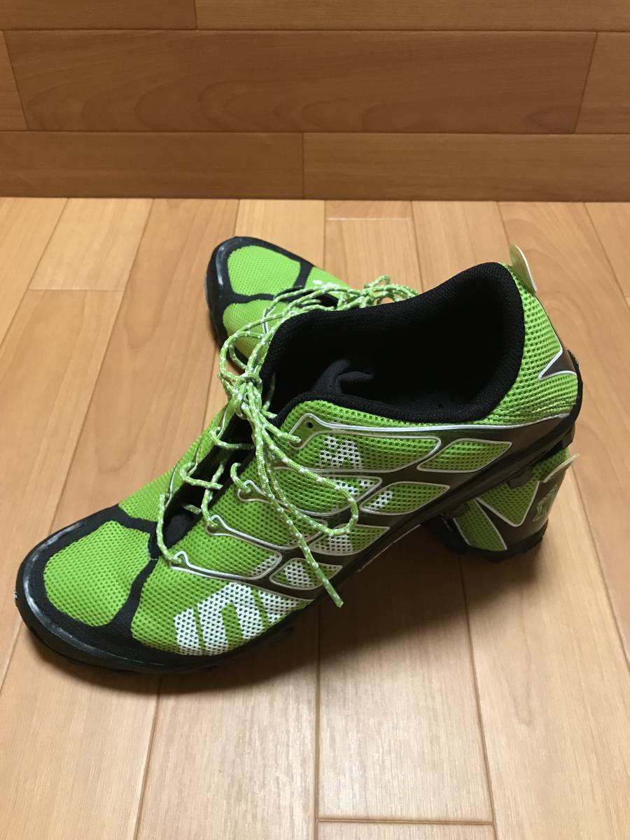  レア inov-8 BARE-GRIP200 サイズ UK9 27cm グリーン(27.0cm)｜売買されたオークション情報、yahooの商品情報をアーカイブ公開 - オークファン 27.0cm