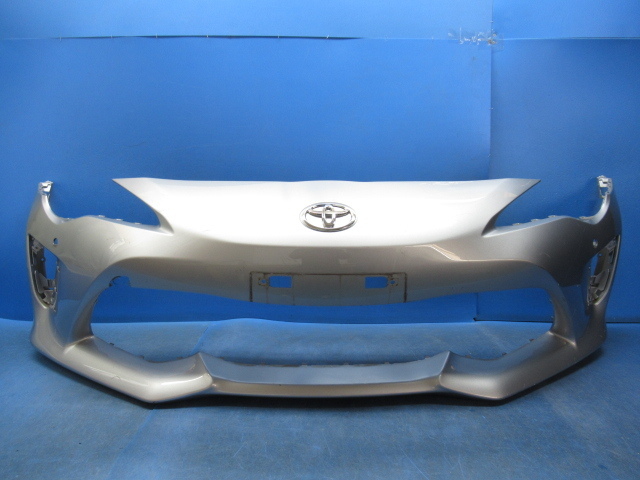 ☆ トヨタ 86 ハチロク ZN6 後期 純正 フロントバンパー 57704CA030